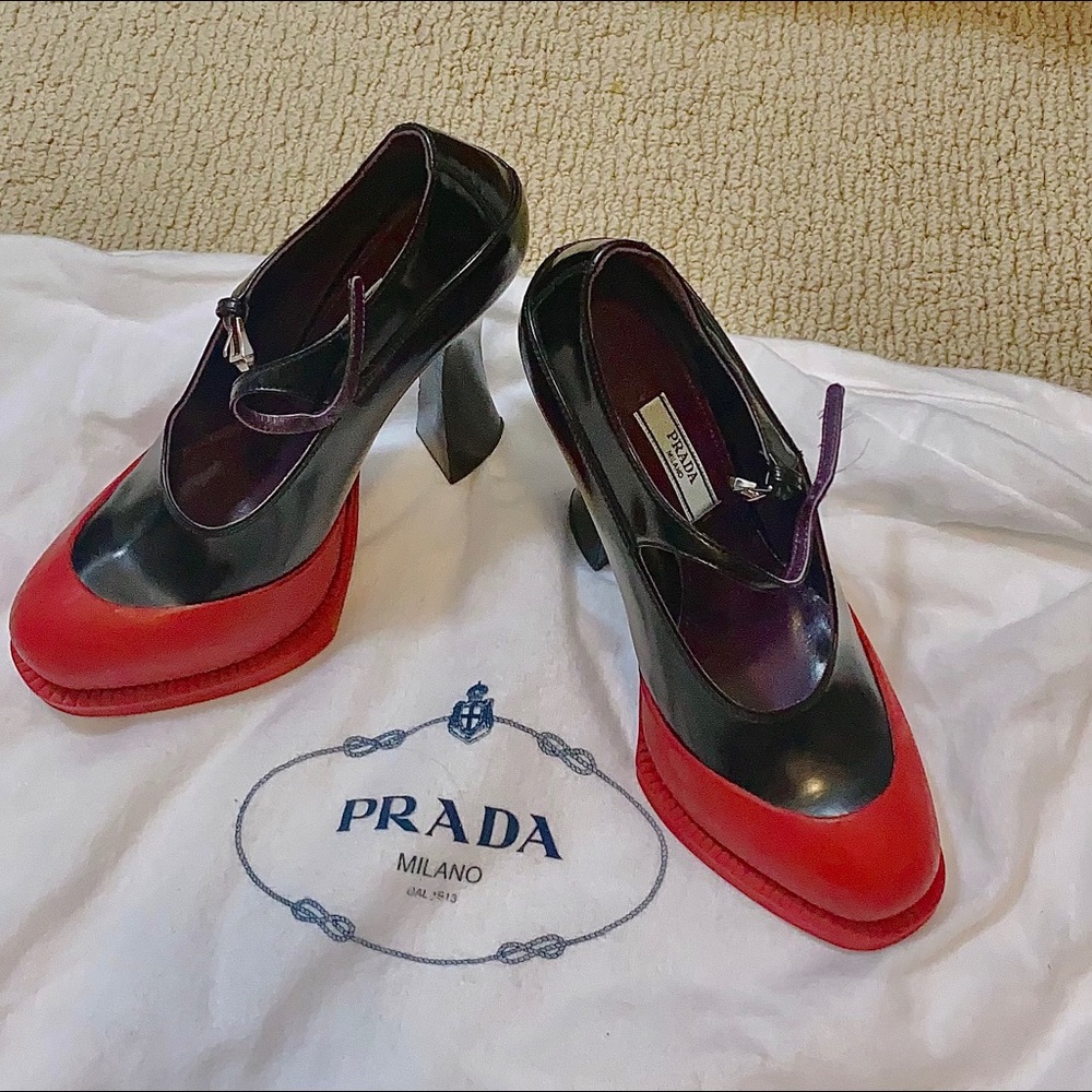 #SOLD Prada heels shoes ! Authentic!